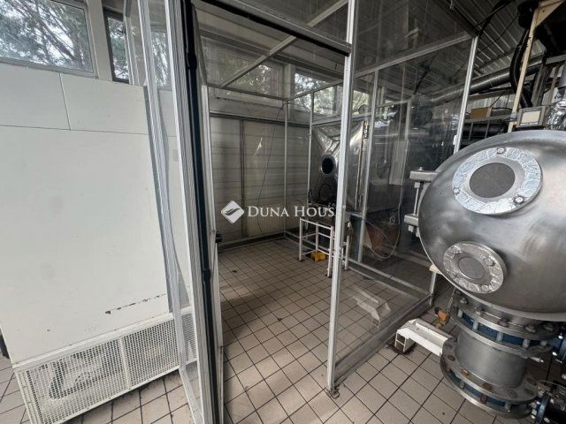 Eladó ipari ingatlan, Törökbálinton 312 M Ft