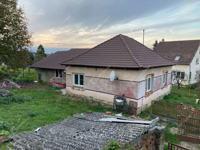 Eladó családi ház, Zalaegerszegen 23.9 M Ft, 3 szobás