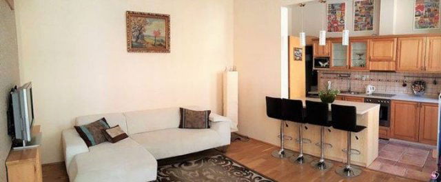 Kiadó téglalakás, albérlet, VI. kerületben, Szondi utcában