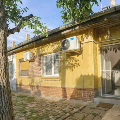 Eladó sorház, Budapesten, X. kerületben 39.9 M Ft, 1 szobás