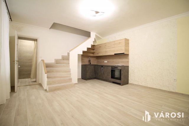 Kiadó téglalakás, albérlet, Budapesten, V. kerületben, 3 szobás