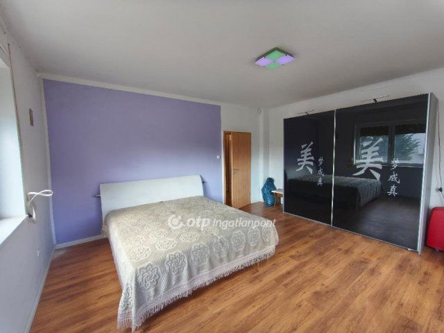 Eladó családi ház, Dunaharasztin 90 M Ft, 3 szobás