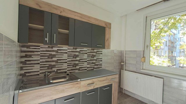 Eladó panellakás, Debrecenben, Jerikó utcában 63.9 M Ft