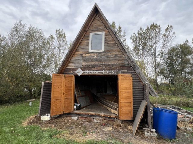 Eladó telek, Székesfehérvárott 10.5 M Ft / költözzbe.hu