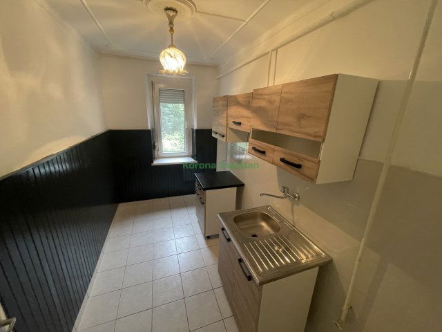 Eladó téglalakás, Nyíregyházán 34 M Ft, 1 szobás