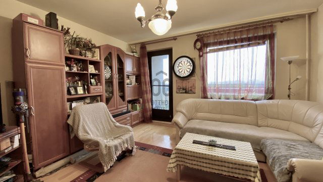 Eladó panellakás, Budapesten, IV. kerületben, Megyeri úton