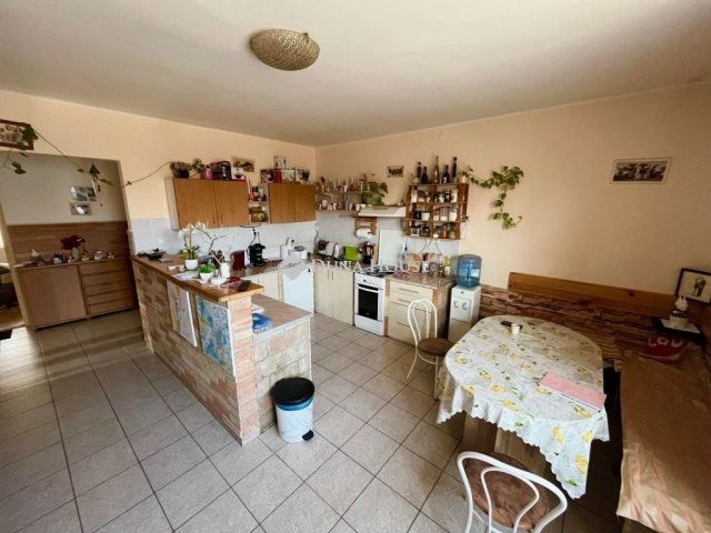 Eladó családi ház, Lovasberényben 99.9 M Ft, 5 szobás