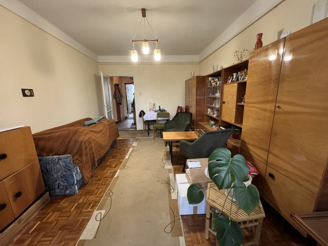 Eladó téglalakás, Debrecenben, Szigligeti utcában 53 M Ft