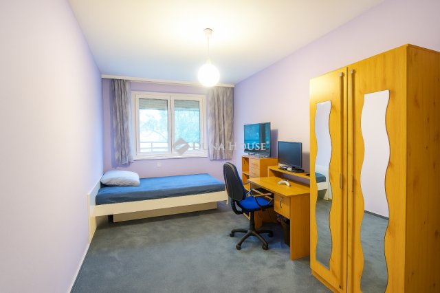 Eladó panellakás, Debrecenben 58 M Ft, 2 szobás