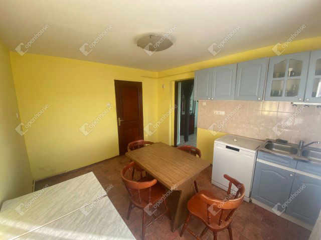 Eladó ikerház, Hegyeshalomban 32 M Ft, 2 szobás