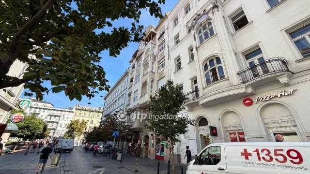 Eladó téglalakás, Budapesten, V. kerületben 104 M Ft, 2 szobás