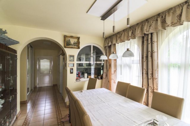 Eladó ikerház, Budapesten, XVIII. kerületben 197 M Ft, 5 szobás