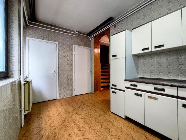 Eladó sorház, Békéscsabán 59.9 M Ft, 4 szobás