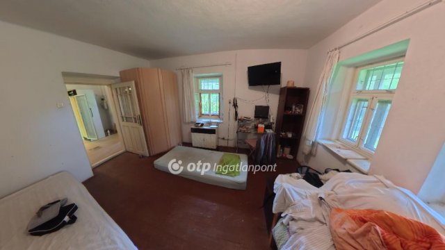 Eladó családi ház, Sarudon 26.9 M Ft, 2 szobás
