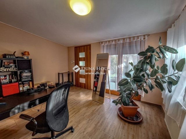 Eladó családi ház, Gyömrőn 74.99 M Ft, 3 szobás