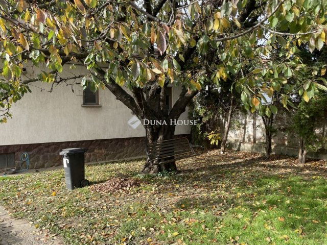 Eladó családi ház, Zalaegerszegen 60 M Ft, 3 szobás