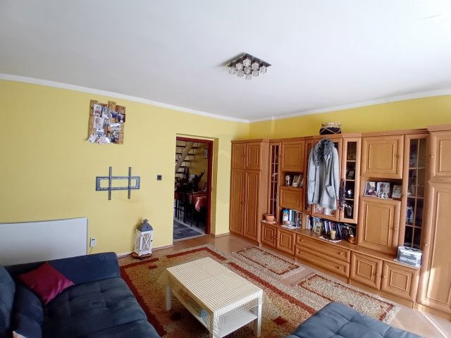 Eladó családi ház, Hatvanban 39.99 M Ft, 3 szobás