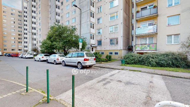 Eladó panellakás, Miskolcon 29 M Ft, 1+1 szobás