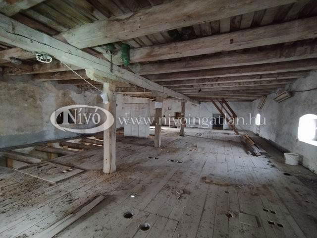 Kiadó ipari ingatlan, Sólyon 225 E Ft / hó / költözzbe.hu