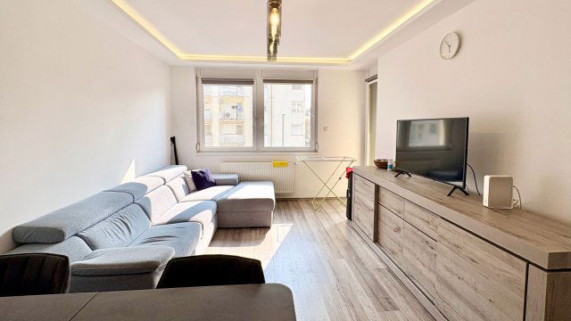 Kiadó téglalakás, albérlet, Debrecenben 455 E Ft / hó, 4 szobás