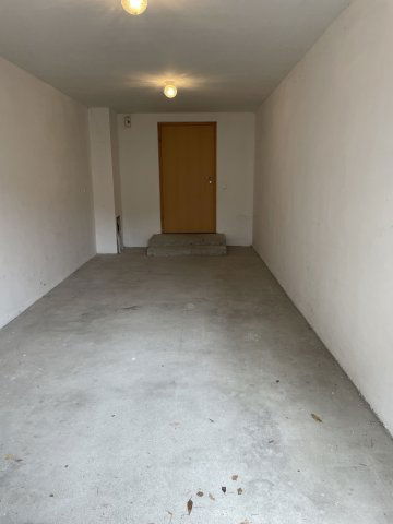 Kiadó garázs, Nyíregyházán 40 E Ft / hó / költözzbe.hu