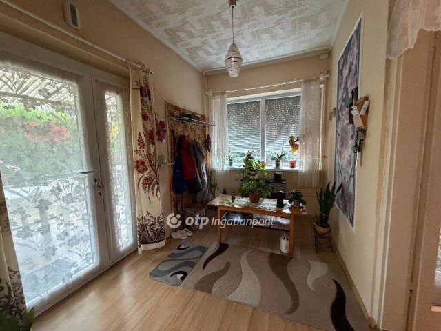 Eladó családi ház, Sarkadon 18.99 M Ft, 2 szobás