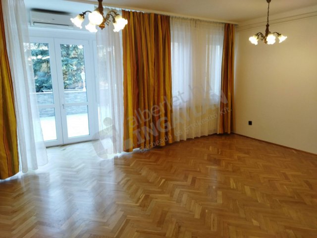 Kiadó sorház, albérlet, Budapesten, II. kerületben, 4+1 szobás