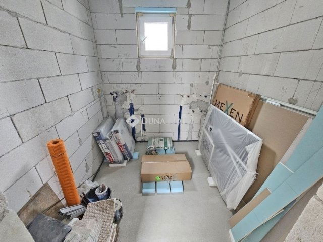 Eladó családi ház, Budapesten, XVIII. kerületben 89.98 M Ft