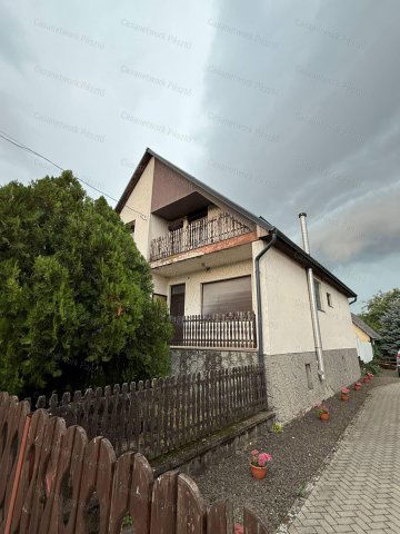 Eladó családi ház, Ecsegen 25 M Ft, 6 szobás