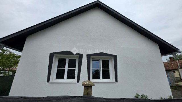 Eladó családi ház, Tápiógyörgyén 32.99 M Ft, 3 szobás