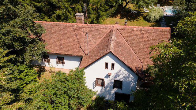 Eladó családi ház, Szalafőn 211 M Ft, 6 szobás