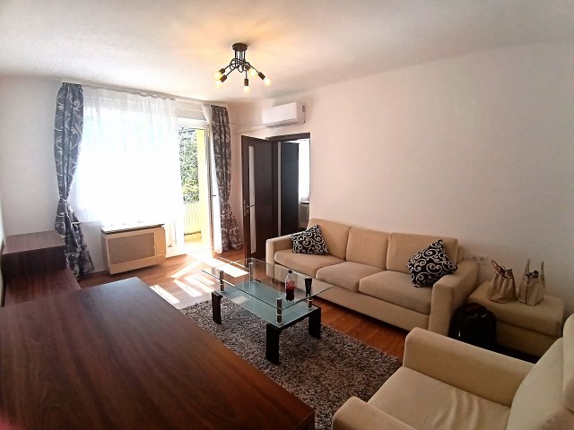 Eladó téglalakás, Szolnokon 29.9 M Ft, 2 szobás