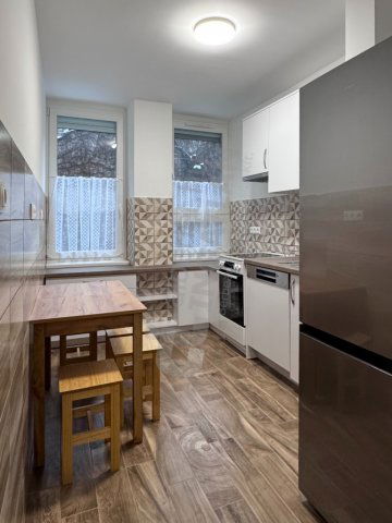 Kiadó téglalakás, albérlet, VI. kerületben, Bajza utcában