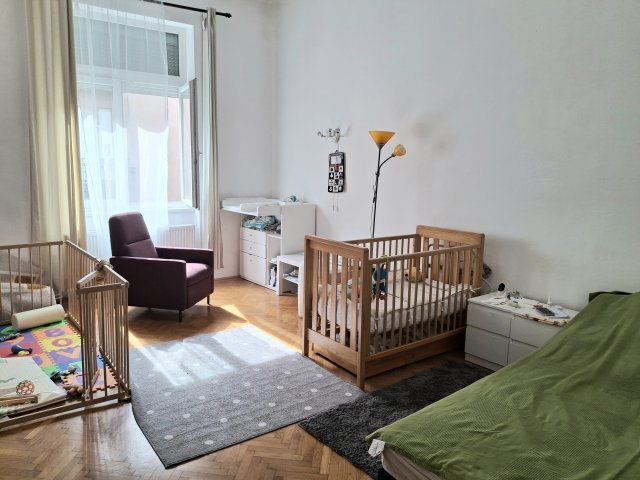 Eladó téglalakás, Budapesten, II. kerületben 109.9 M Ft