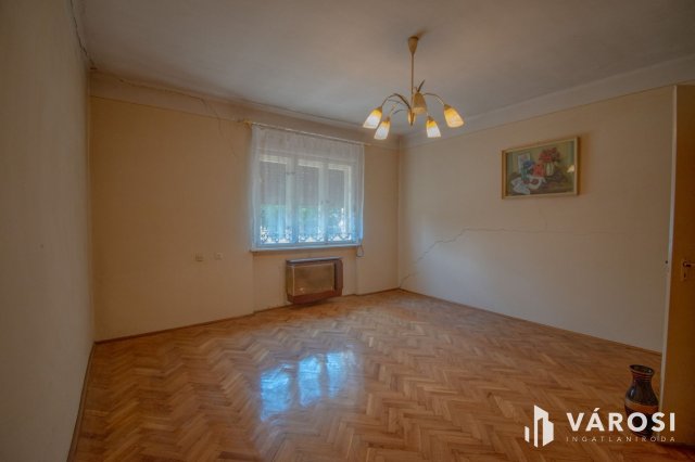 Eladó családi ház, Győrött 55.9 M Ft, 3 szobás