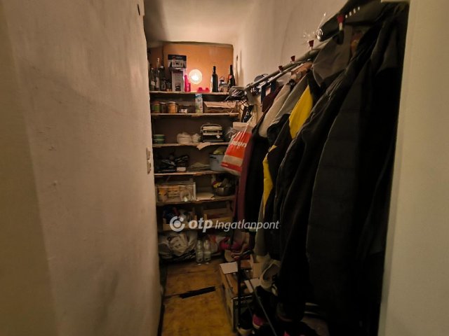 Eladó családi ház, Mosonmagyaróváron 53.9 M Ft, 3 szobás