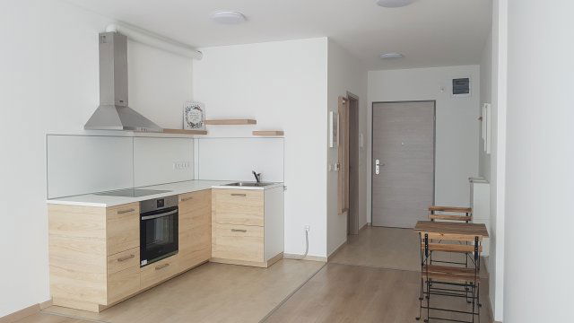 Kiadó téglalakás, albérlet, Kecskeméten 130 E Ft / hó