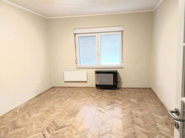 Kiadó téglalakás, albérlet, Székesfehérvárott 190 E Ft / hó
