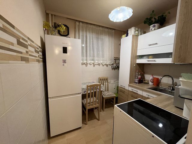 Eladó panellakás, Debrecenben 58.9 M Ft, 2 szobás