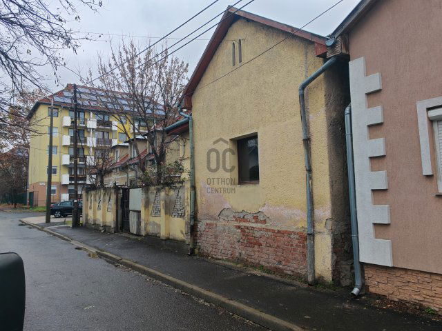 Eladó családi ház, Budapesten, XV. kerületben 54.9 M Ft