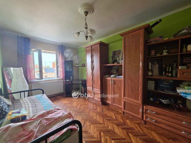 Eladó téglalakás, Budapesten, X. kerületben 57.9 M Ft, 3 szobás