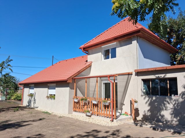 Eladó családi ház, Csőszön 59.9 M Ft, 3 szobás