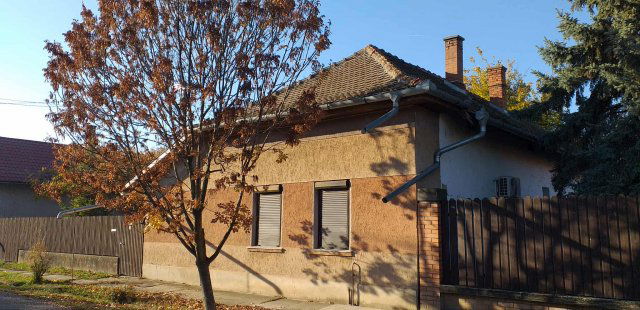 Eladó családi ház, Mezőtúron 15.7 M Ft, 3 szobás