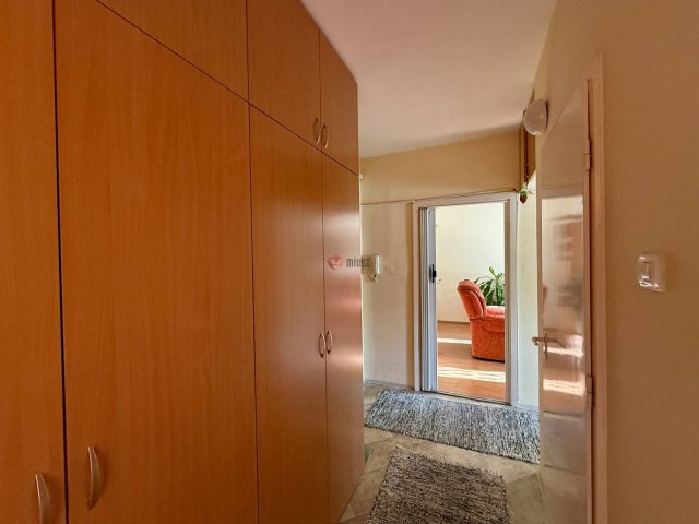 Eladó panellakás, Székesfehérvárott, Rákóczi utcában