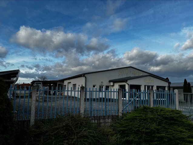 Eladó ipari ingatlan, Táton 180 M Ft / költözzbe.hu