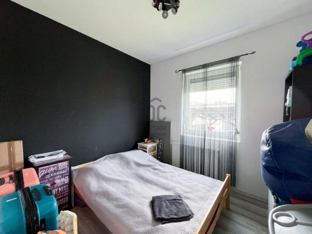 Eladó ikerház, Szigetszentmiklóson 99.9 M Ft, 4 szobás