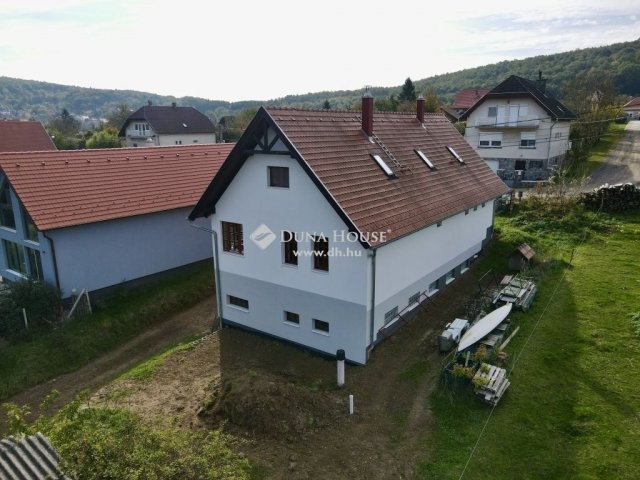 Eladó családi ház, Pilisszentlászlón 116 M Ft, 4 szobás