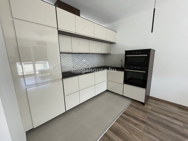 Kiadó téglalakás, albérlet, Budapesten, XI. kerületben