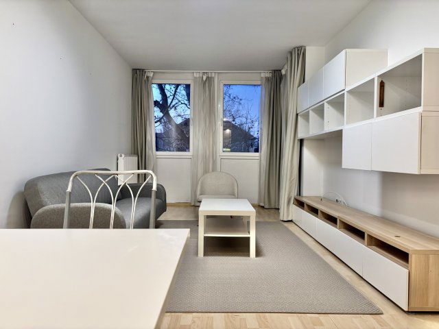 Kiadó téglalakás, albérlet, Budapesten, III. kerületben