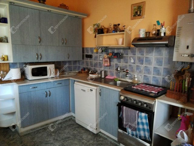 Eladó téglalakás, Nagykanizsán 27.9 M Ft, 3 szobás